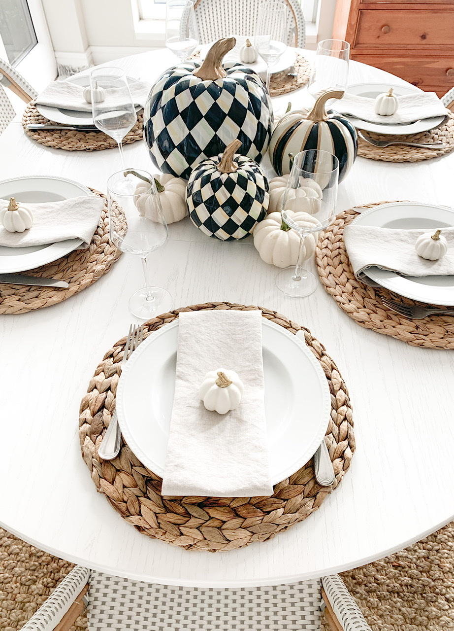 Black and White Thanksgiving Tablescape - Cashmere & Jeans